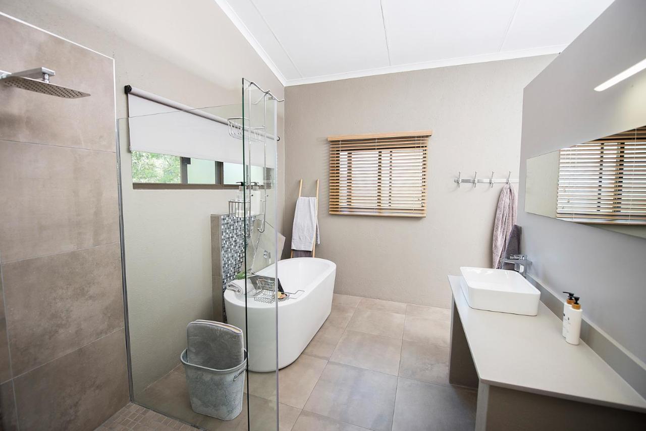 ホテル Birds Babble Self Catering ネルスプロイト エクステリア 写真